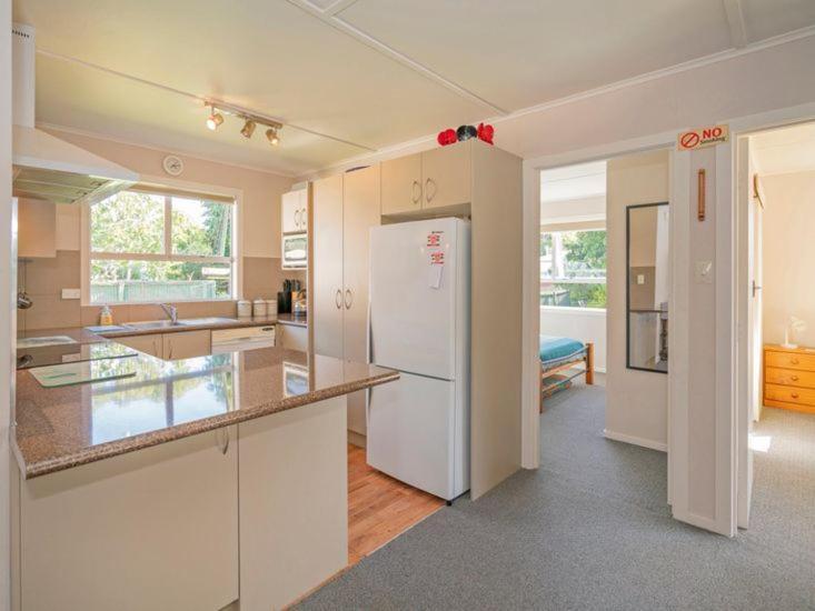 Hosts On The Coast Whiti Delight Villa Whitianga Luaran gambar